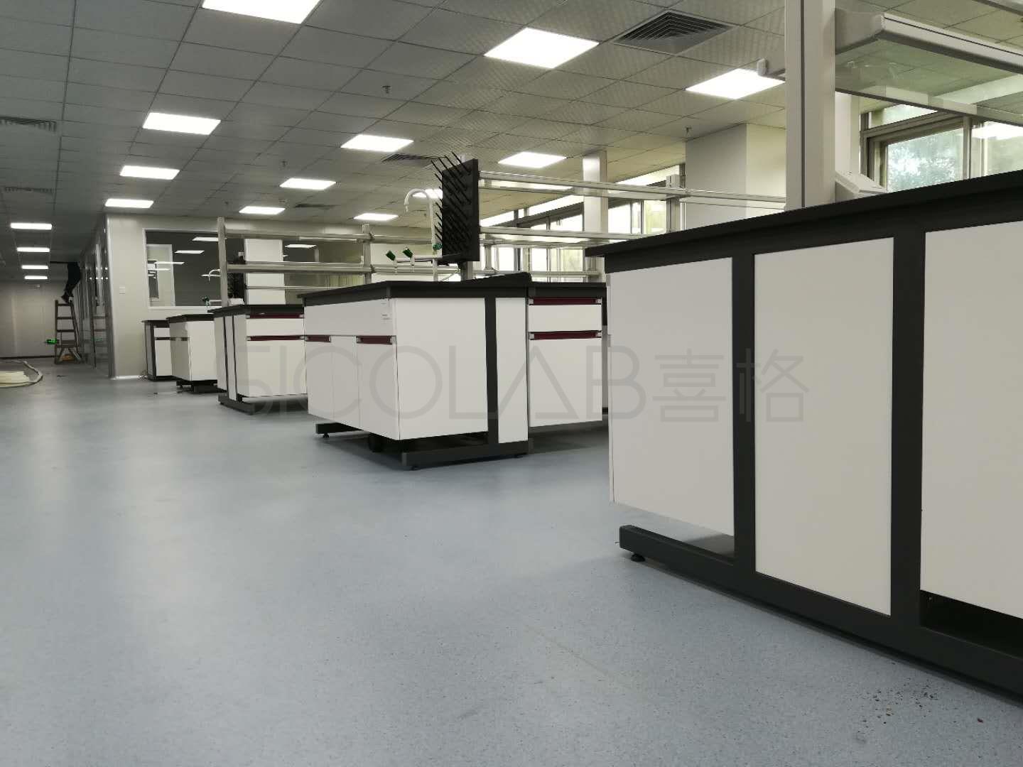 實(shí)驗(yàn)室家具安裝